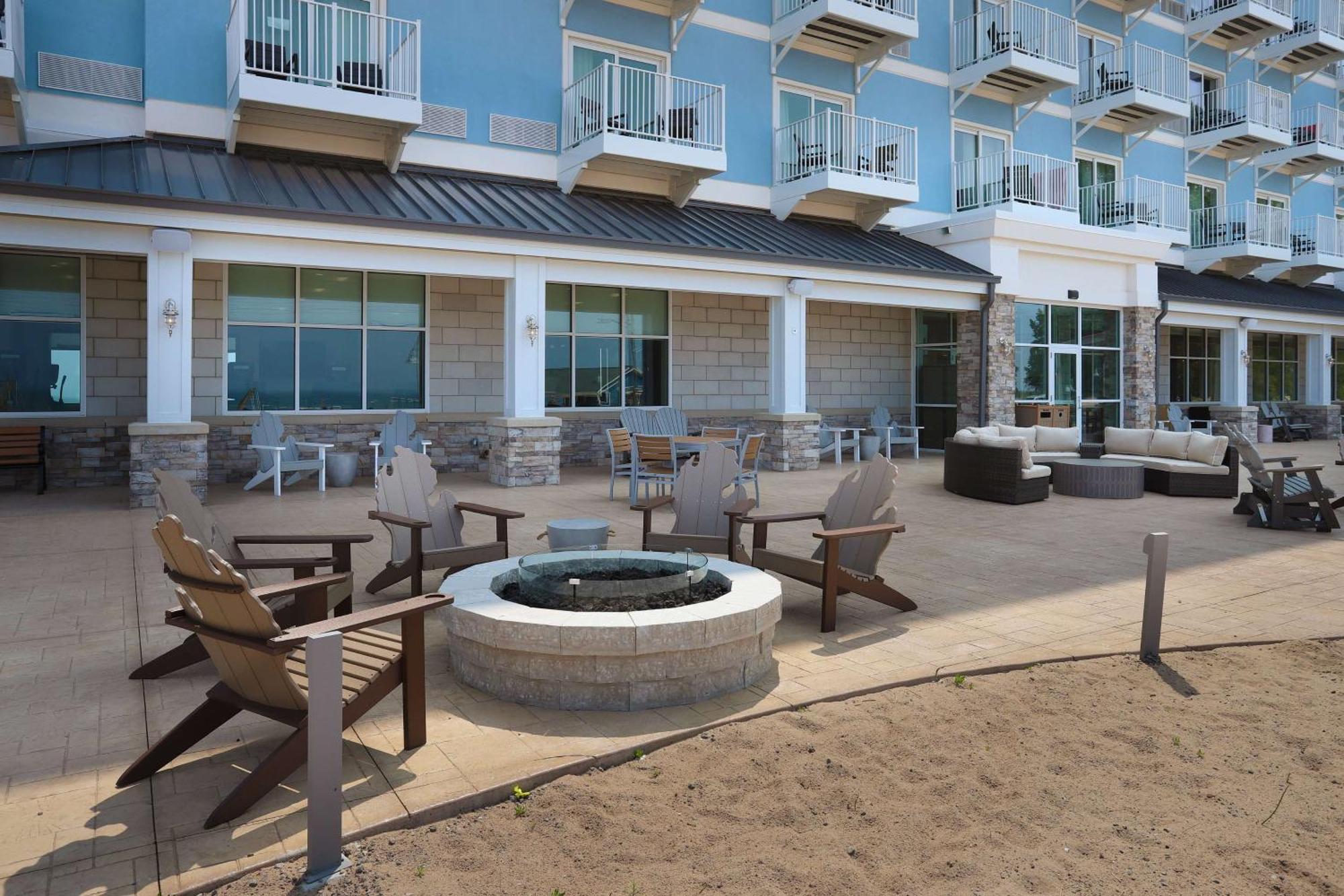 Hampton Inn & Suites Manistee, Mi Exterior foto