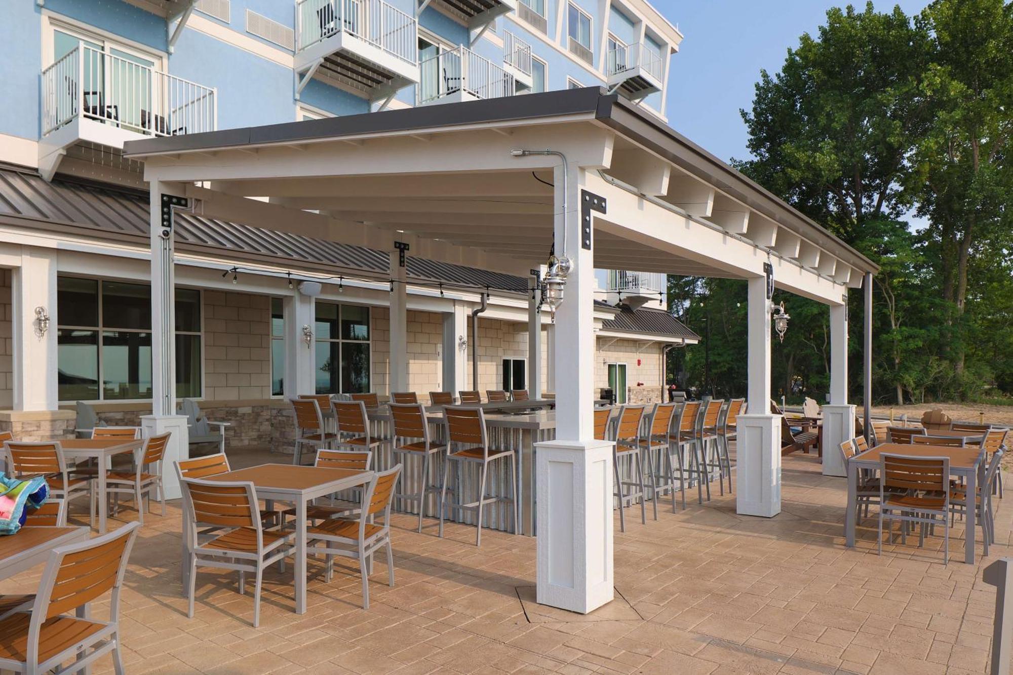 Hampton Inn & Suites Manistee, Mi Exterior foto